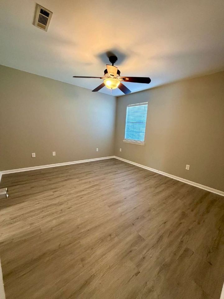 6424 County Road 708 - Photo 6 of 16