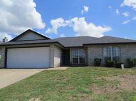featured image of 2802 Woodlands Dr