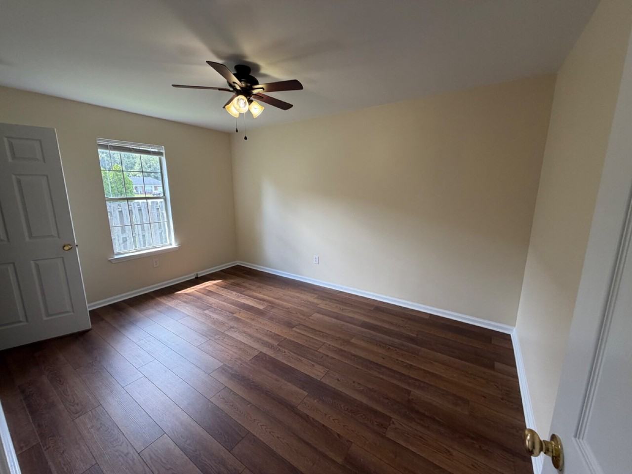 920 Malibu Dr - Photo 7 of 15