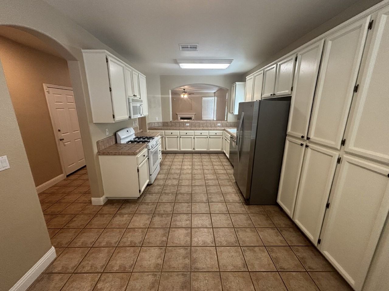1724 Magenta Dr - Photo 3 of 22