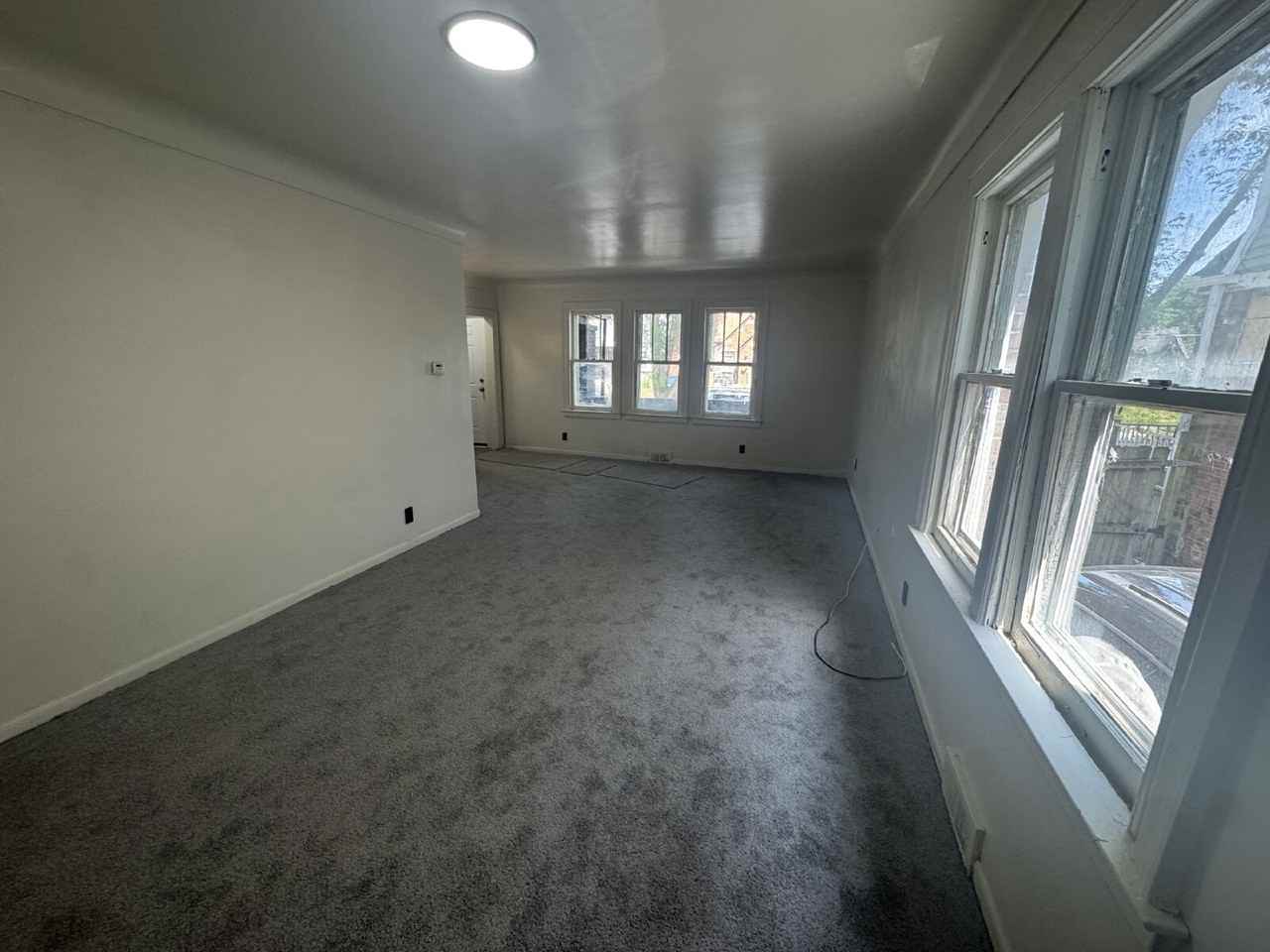 5517 Drexel St - Photo 3 of 16