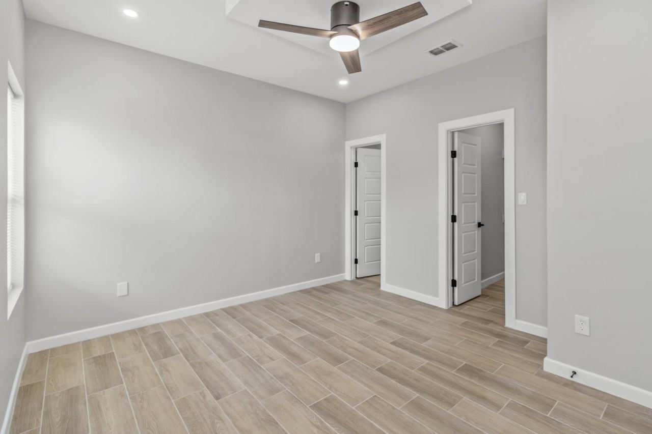102 Yosemite Apt 2 - Photo 4 of 11