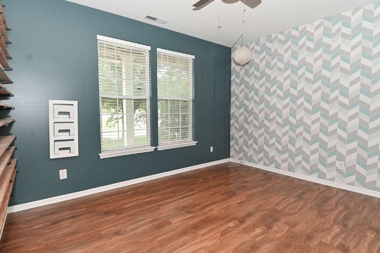 8405 Swift Ct - Photo 6 of 50