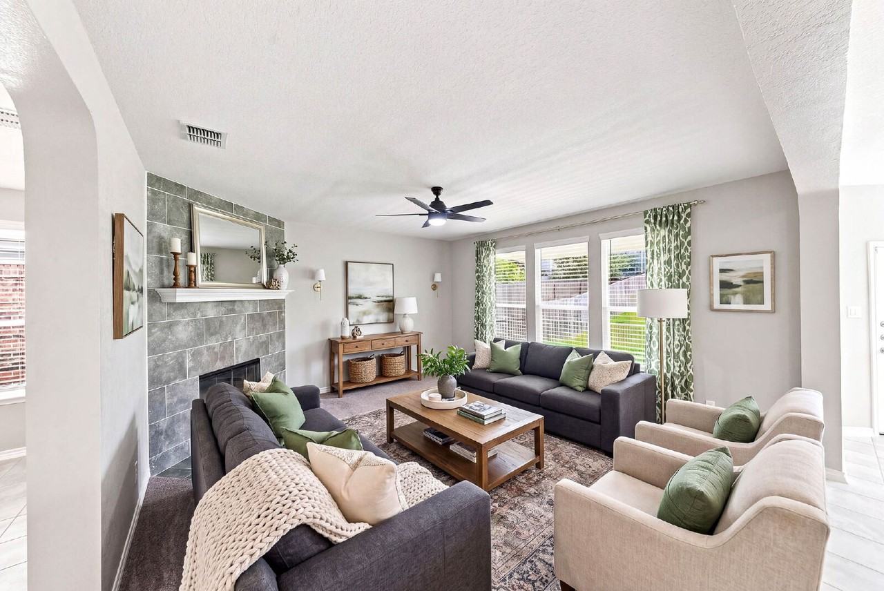 15162 Sirius Cir - Photo 5 of 50
