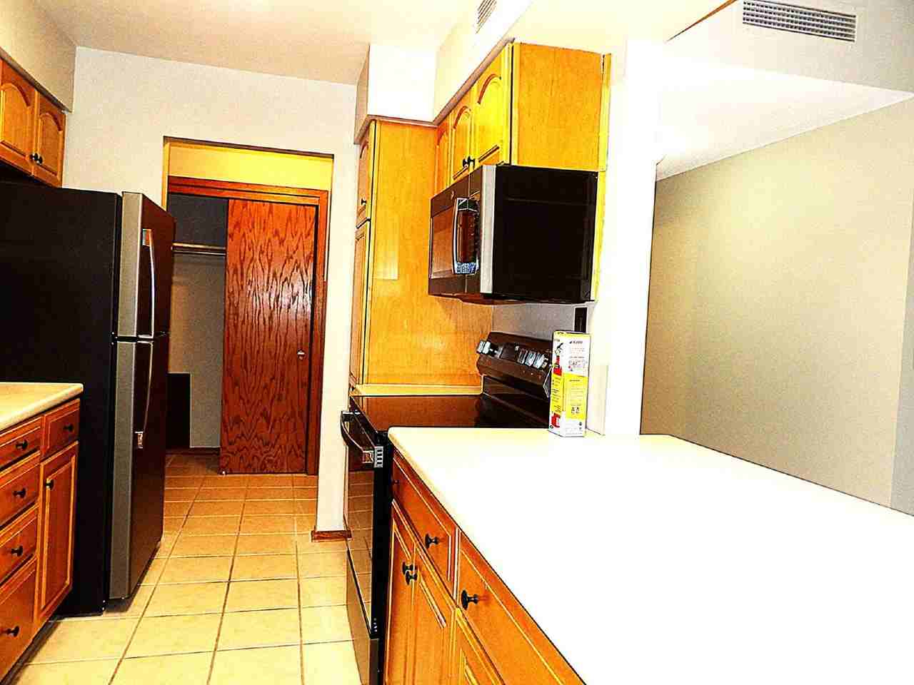 2210 Midland Grove Rd - Photo 3 of 20