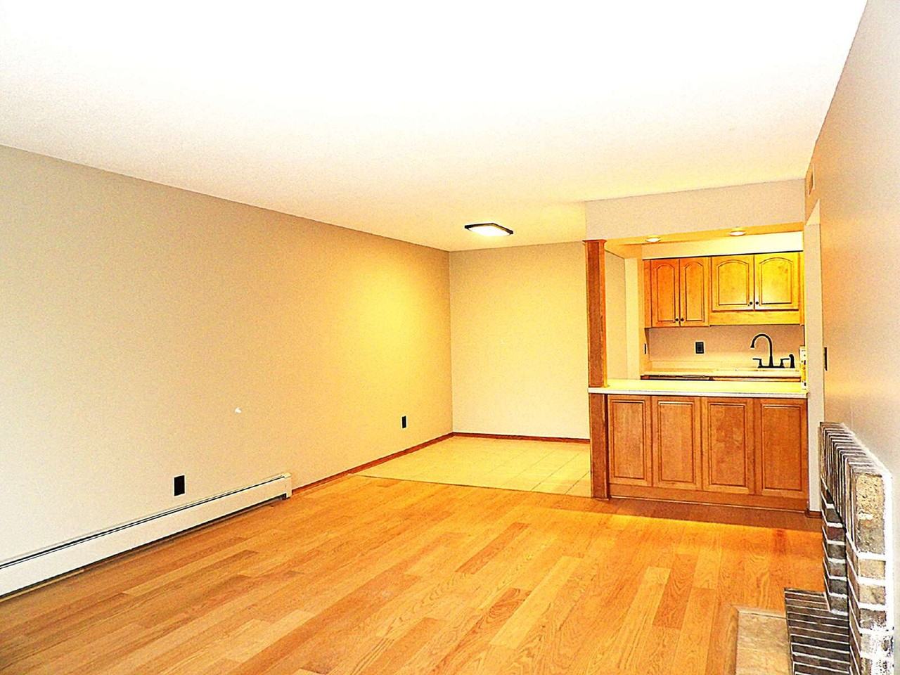 2210 Midland Grove Rd - Photo 6 of 20