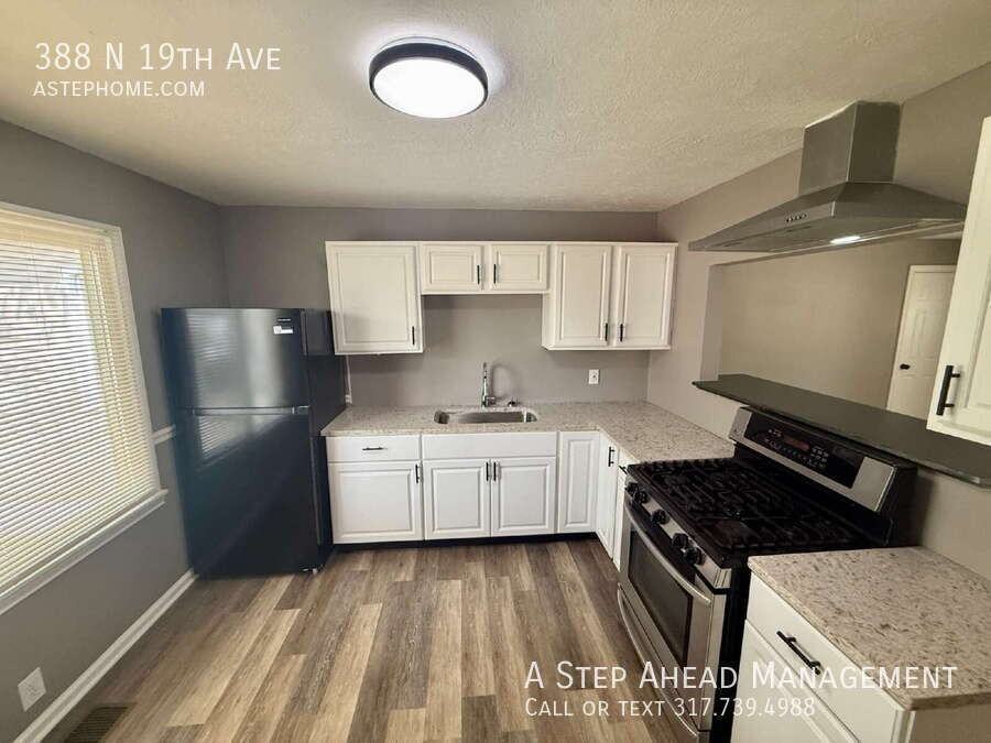 388 N 19th Ave - Photo 5 of 25