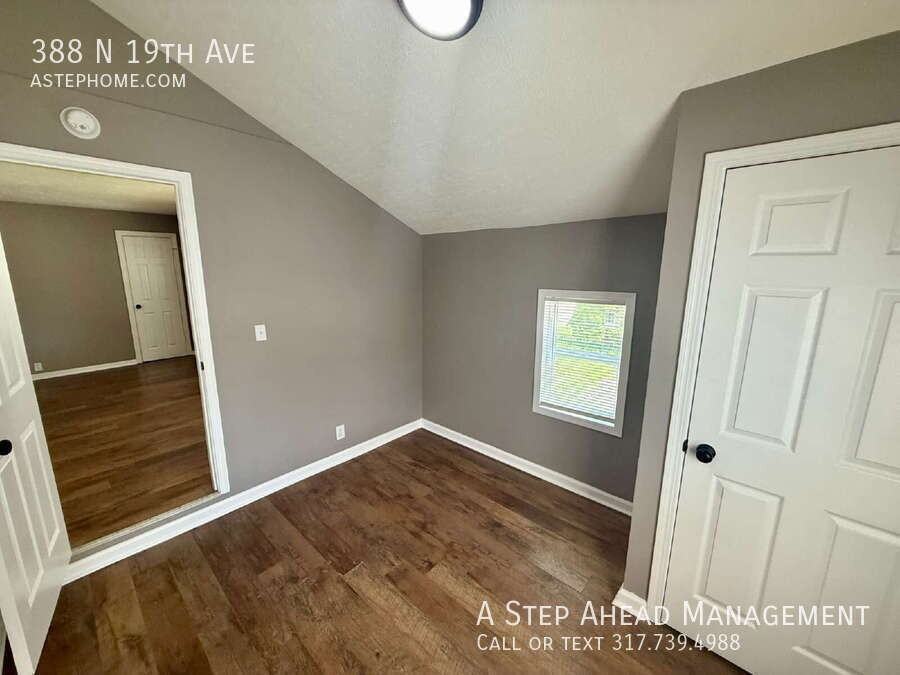388 N 19th Ave - Photo 7 of 25