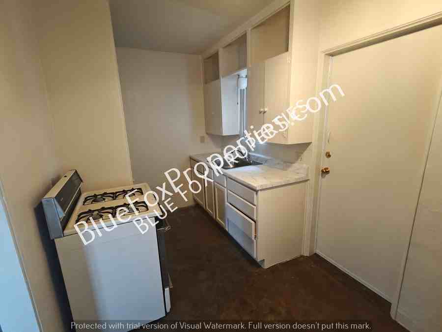 331 N Cherry Ave - Photo 2 of 8