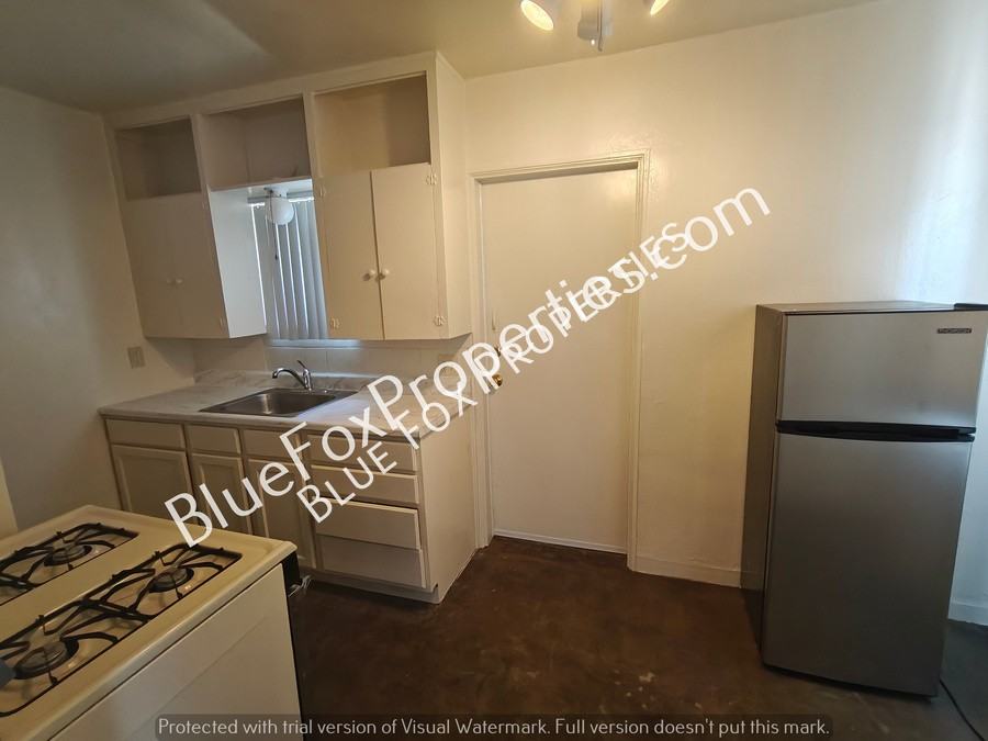 331 N Cherry Ave - Photo 4 of 8