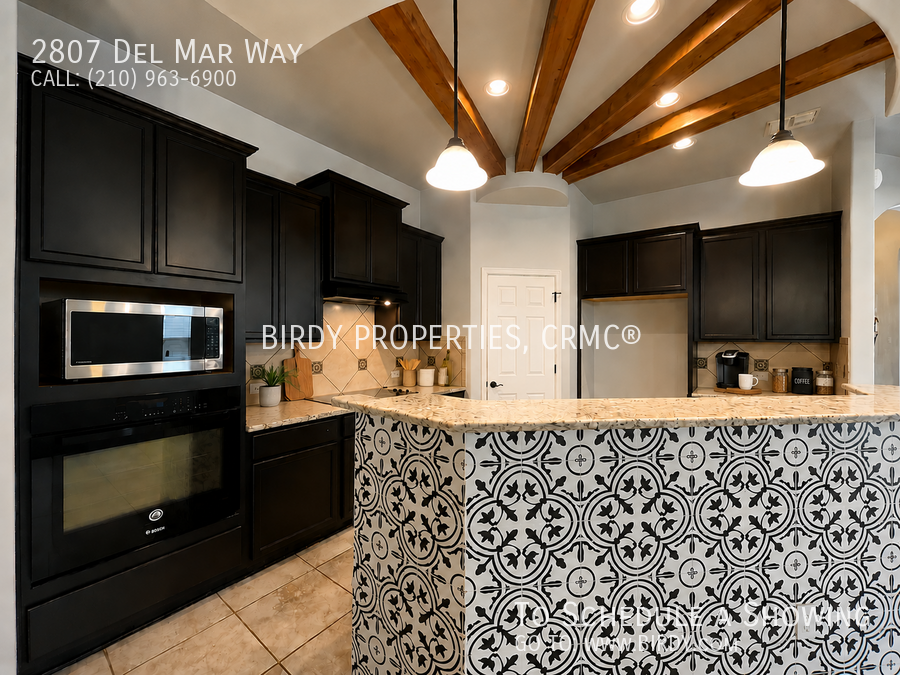 2807 Del Mar Way - Photo 7 of 50