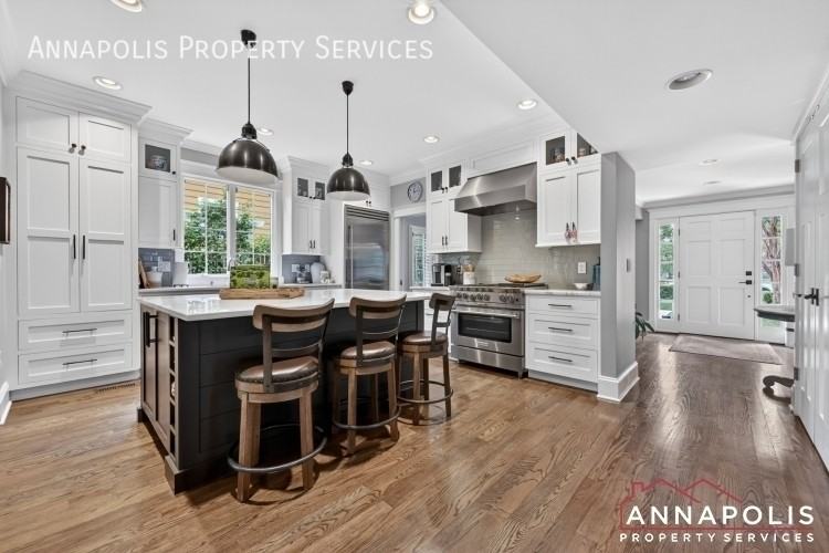 4 Chester Ave - Photo 5 of 46