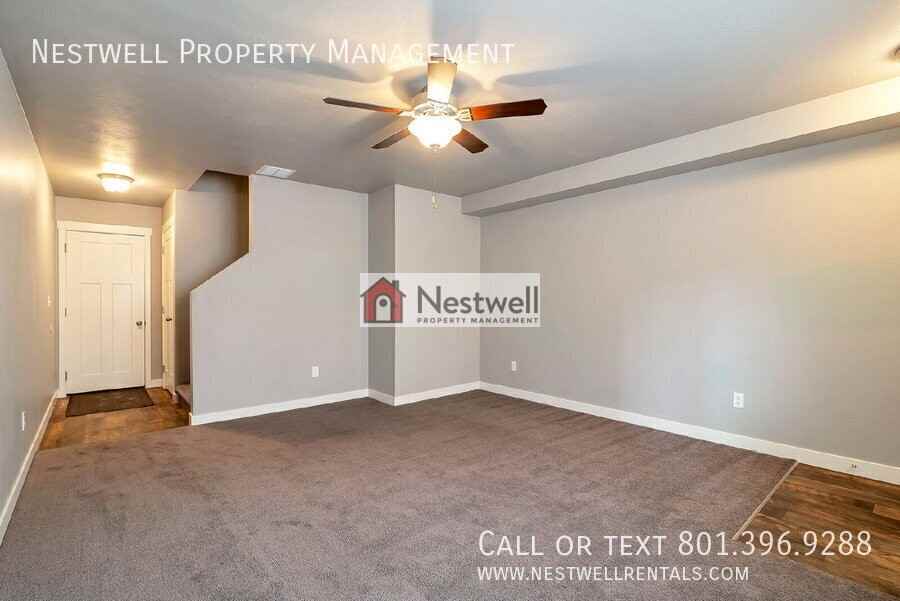 14384 S Firgrove Way - Photo 3 of 22