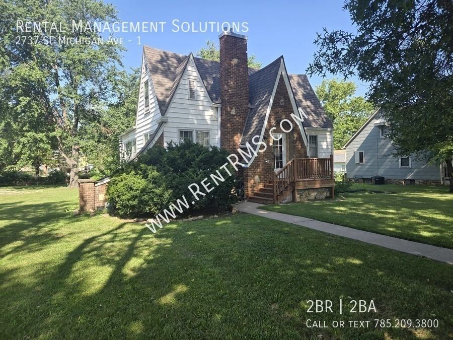 2737 Se Michigan Ave #1 - Photo 3 of 28