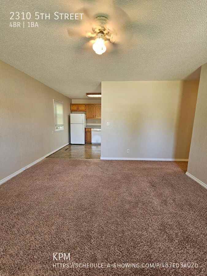 2310 5th St #5thSTREET - Photo 4 of 19