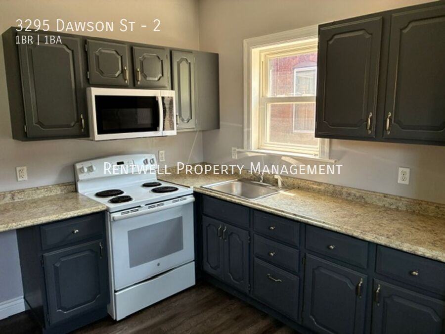 3295 Dawson St #2 - Photo 3 of 9