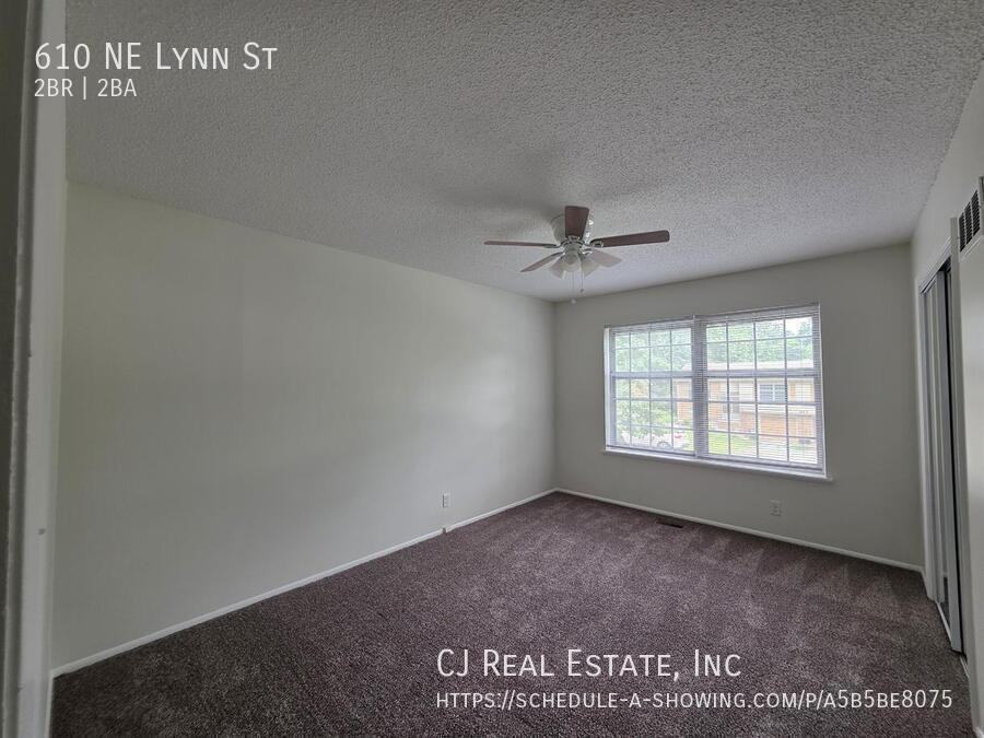 610 Ne Lynn St - Photo 6 of 11
