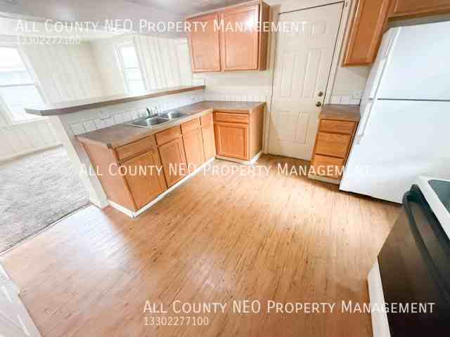 470 Allyn St #2 - Photo 2 of 20