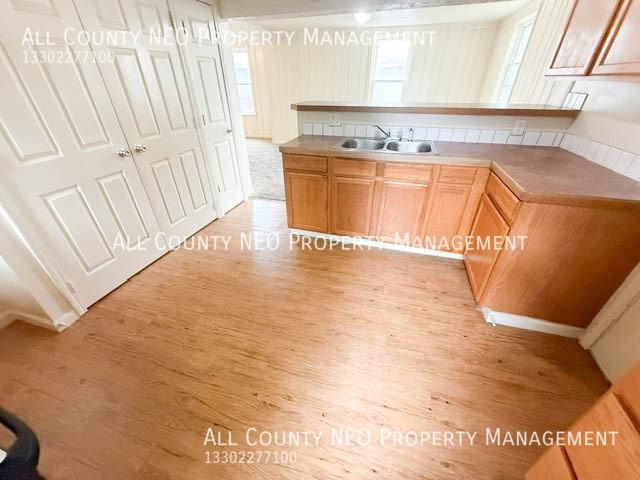 470 Allyn St #2 - Photo 4 of 20