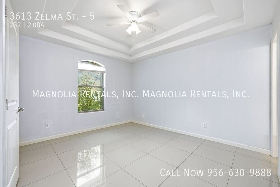 3613 W Zelma St #5 - Photo 5 of 14