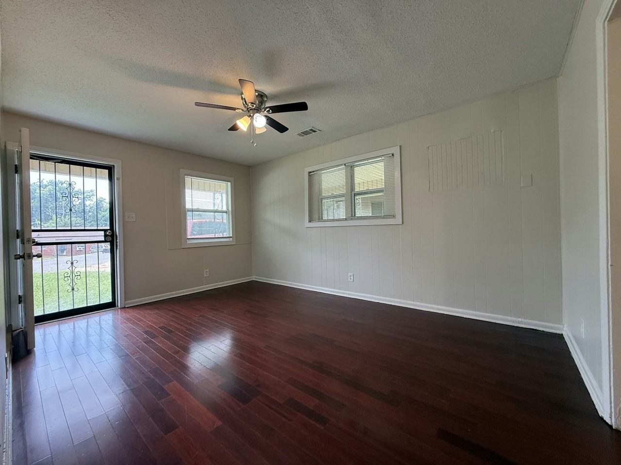 4277 Falcon Cove - Photo 6 of 7