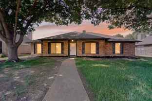 817 Sycamore Creek Rd - Photo 1 of 1