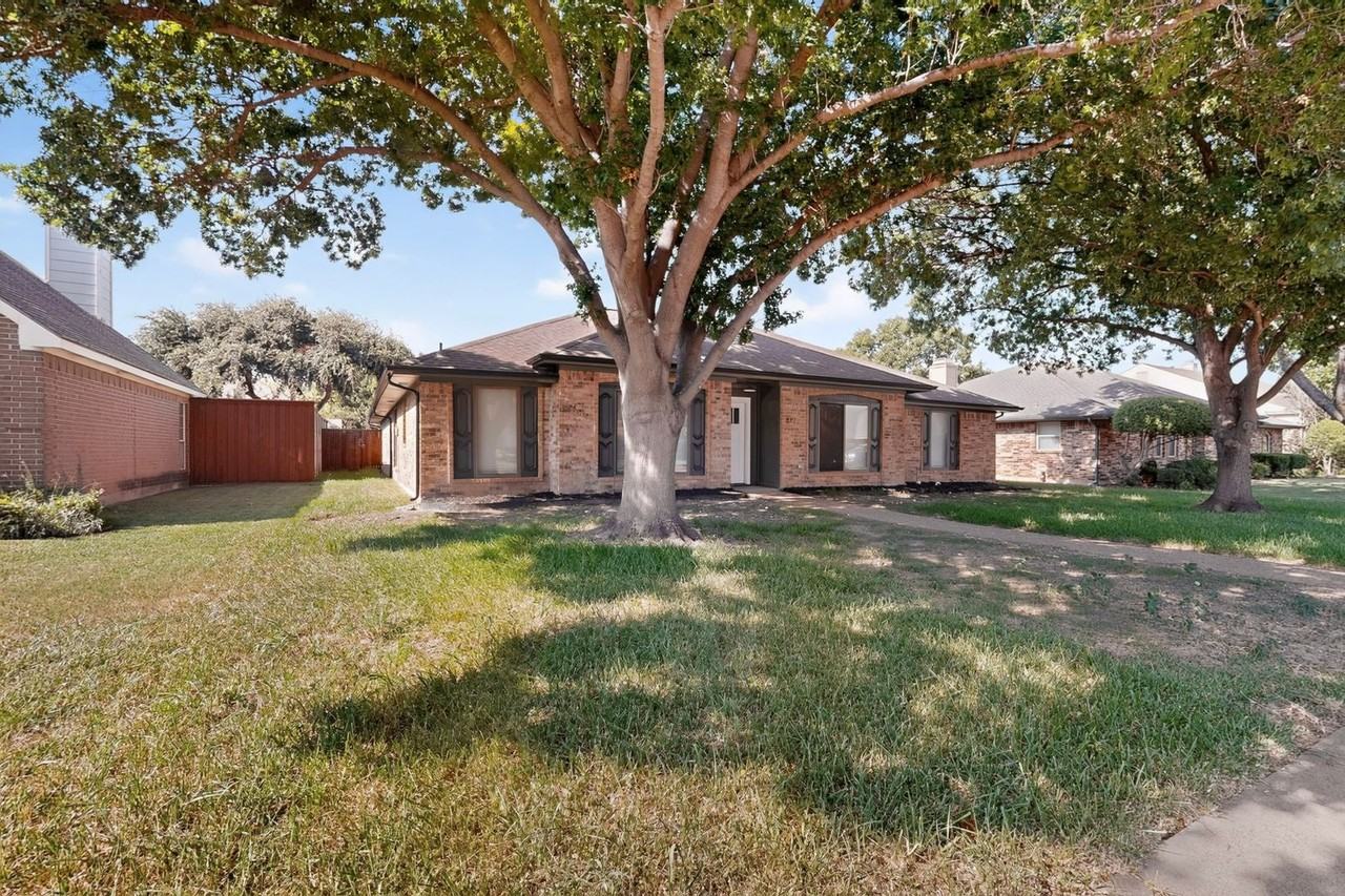 817 Sycamore Creek Rd - Photo 5 of 47