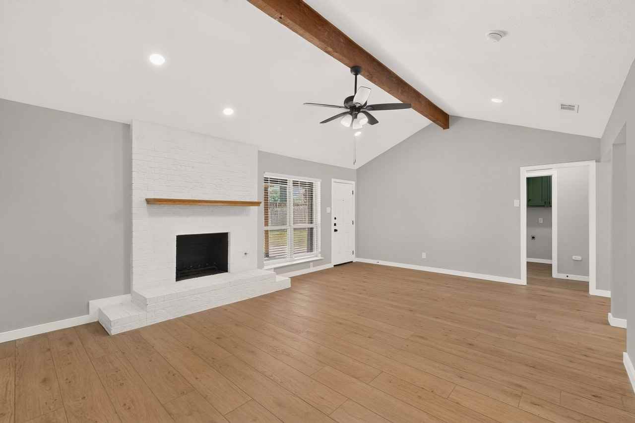 2919 Panhandle Dr - Photo 5 of 45