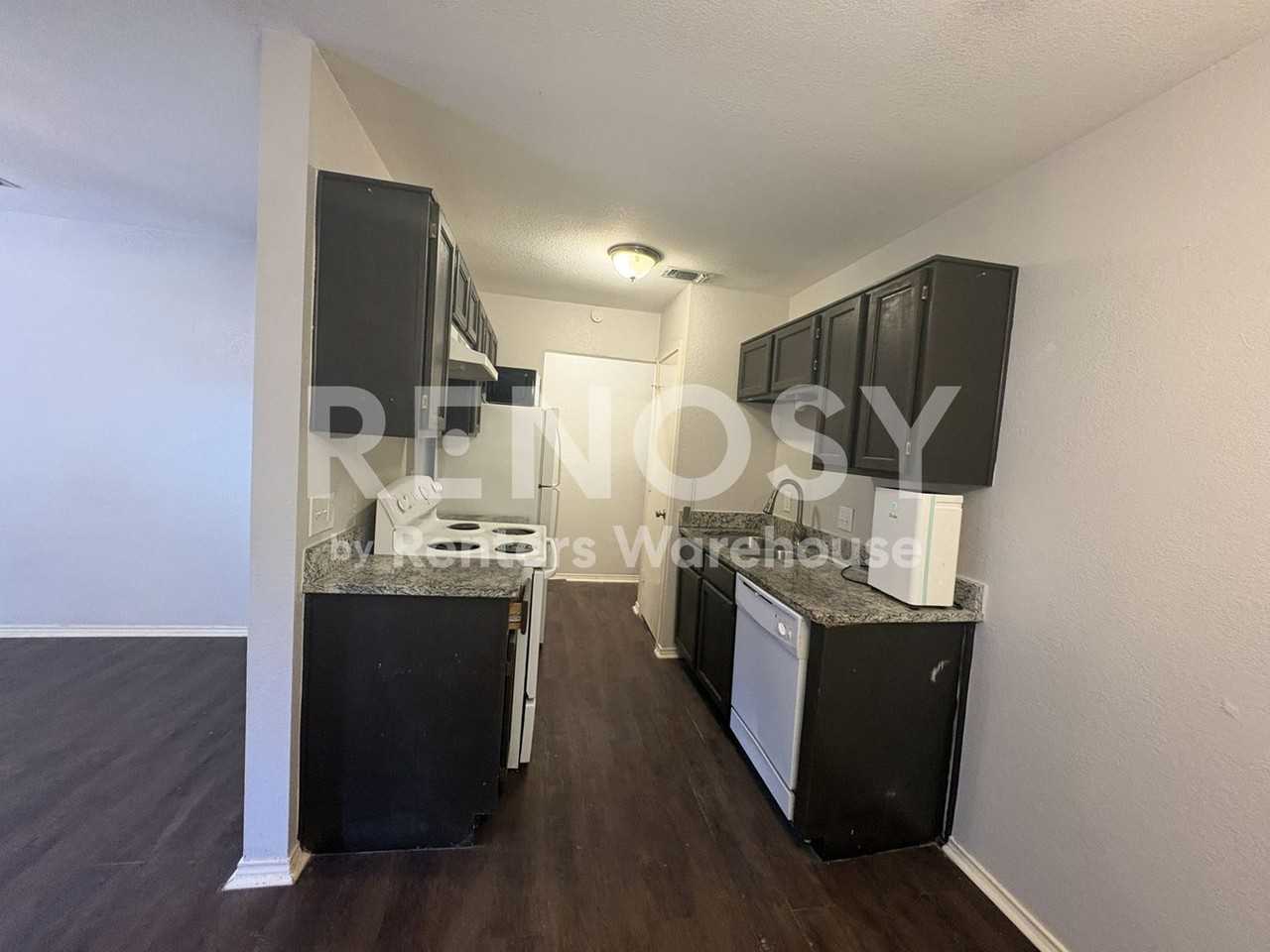 10258 Maverick Dr #58 - Photo 4 of 12