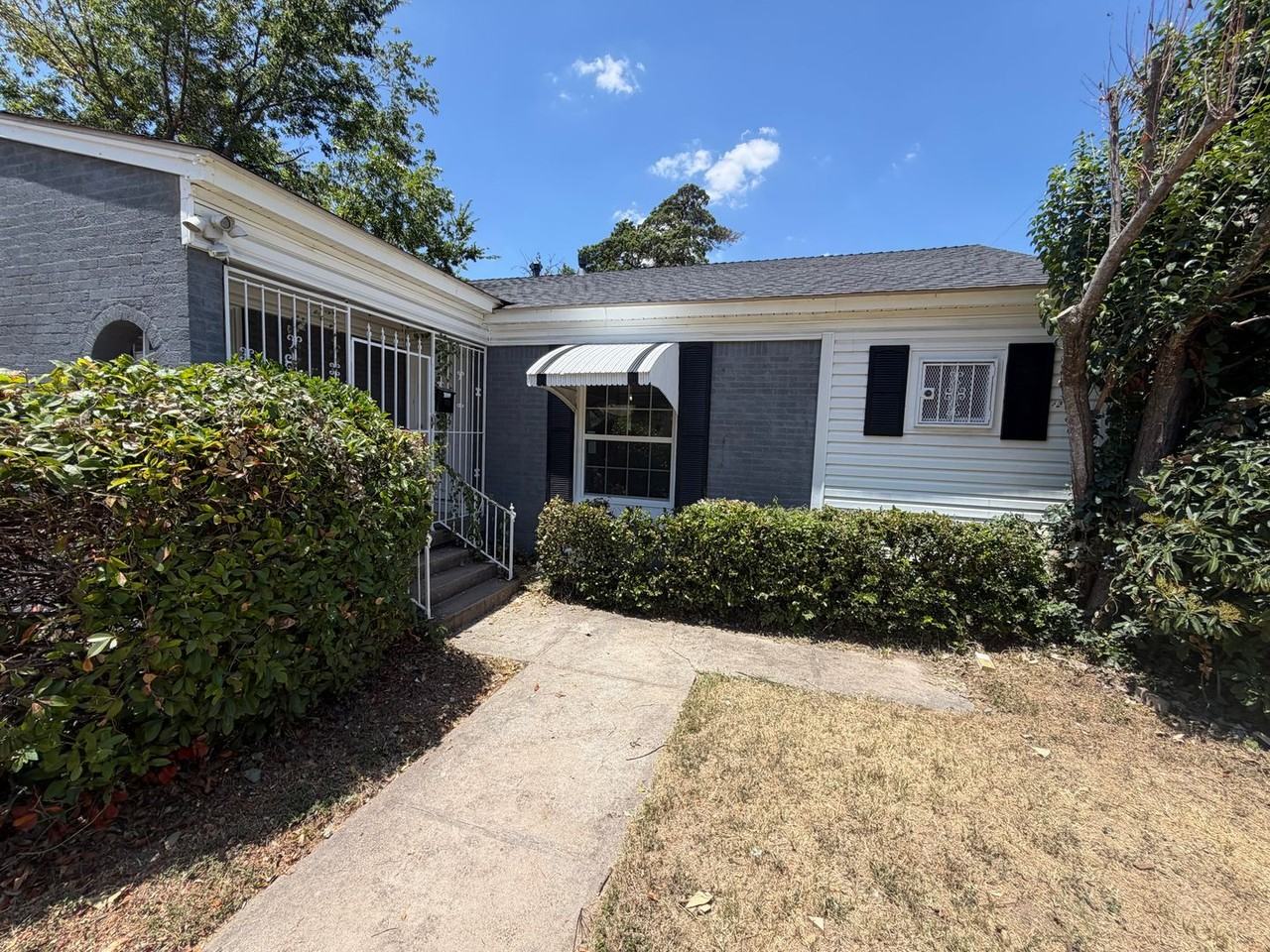 1843 Somerset Ave - Photo 5 of 22