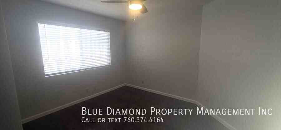 241 Delphinium St - Photo 4 of 13