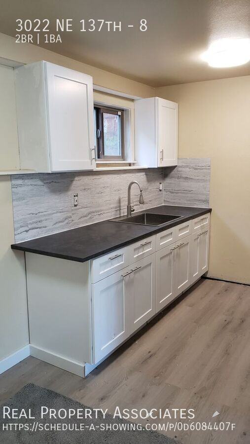 3022 Ne 137th St #8 - Photo 2 of 11