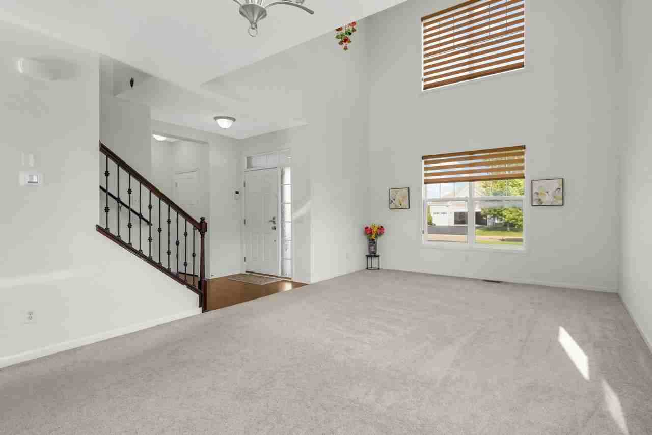 4276 Bailey Lake Drive - Photo 6 of 45