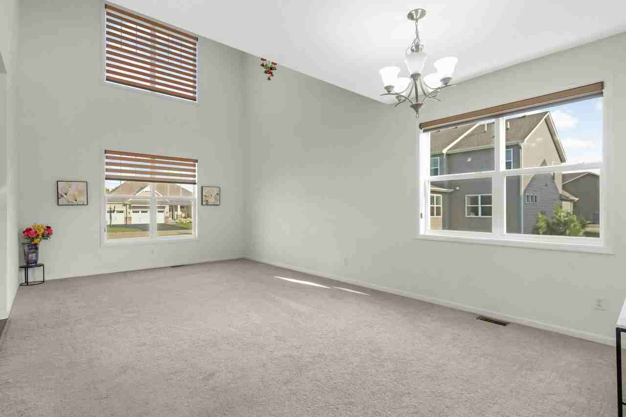 4276 Bailey Lake Drive - Photo 7 of 45