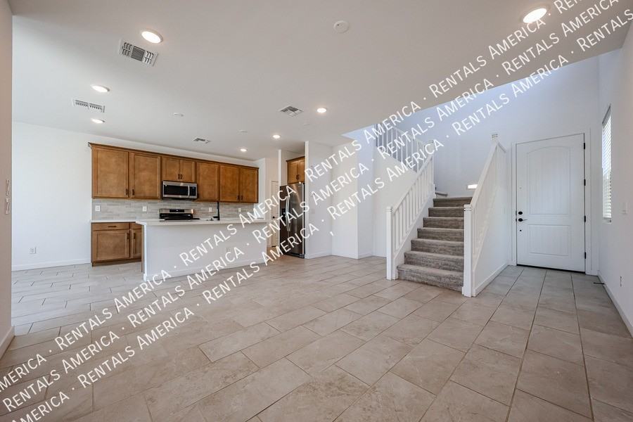 9329 E Sebring Ave - Photo 7 of 48