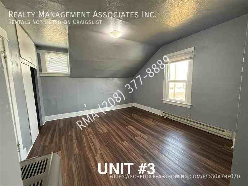 300 8th Ave S #3-4 - Photo 4 of 13