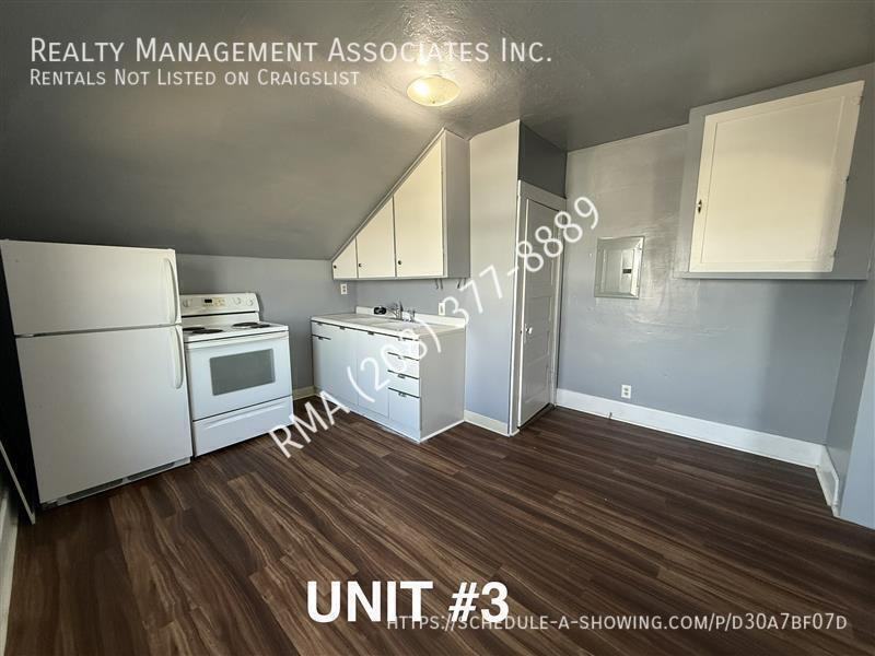 300 8th Ave S #3-4 - Photo 6 of 13