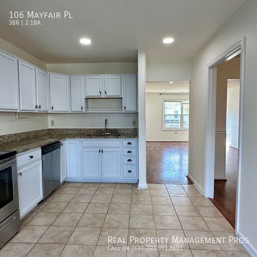 106 Mayfair Pl - Photo 3 of 19