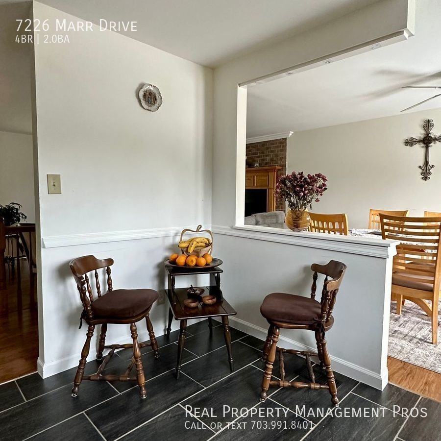 7226 Marr Dr - Photo 5 of 15