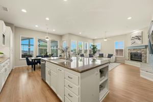 featured image of 10928 La Alberca Ave