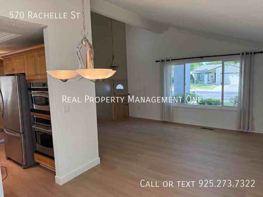 570 Rachelle St - Photo 7 of 28