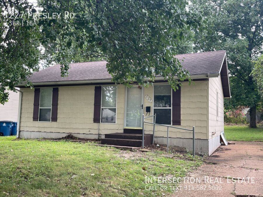 227 Presley Dr - Photo 2 of 17