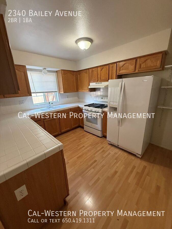 2340 Bailey Ave - Photo 2 of 11