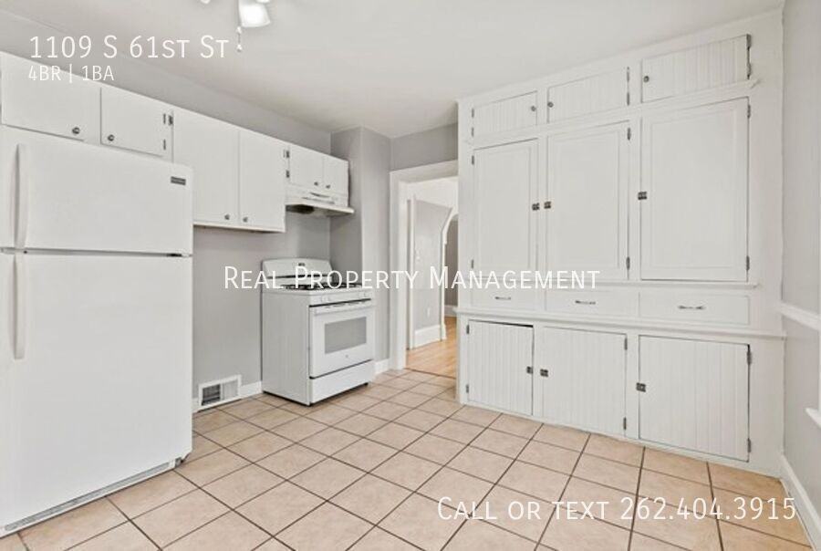 1109 S 61st St - Photo 3 of 39