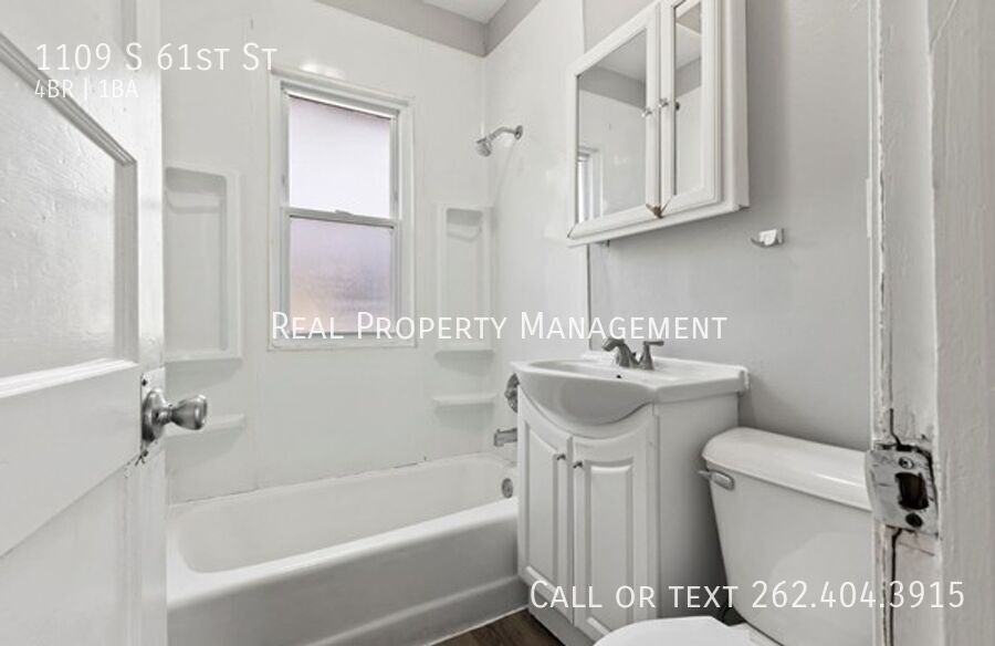 1109 S 61st St - Photo 5 of 39