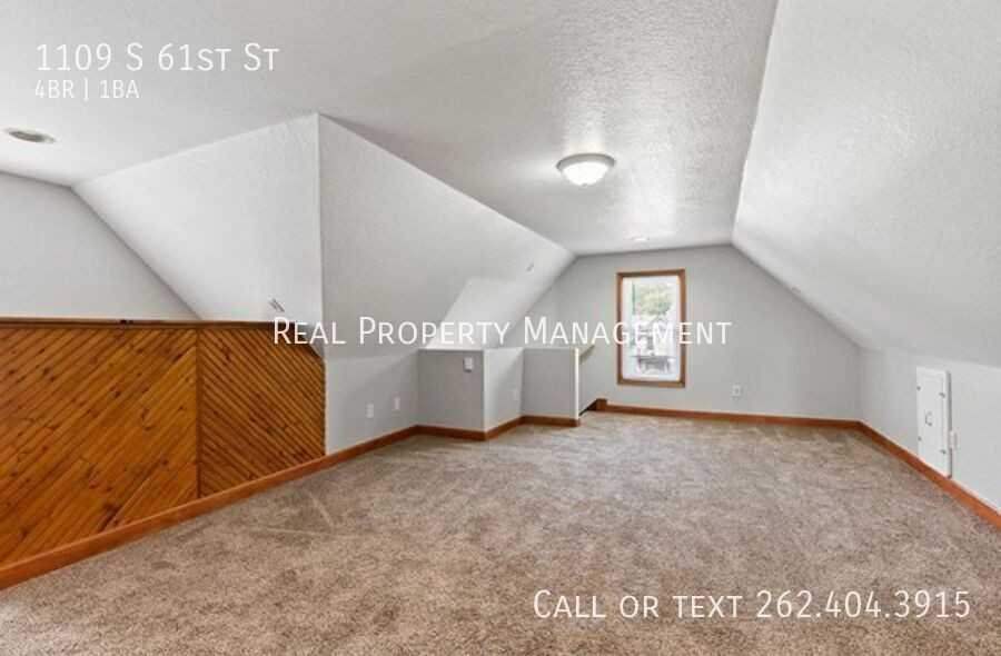 1109 S 61st St - Photo 7 of 39