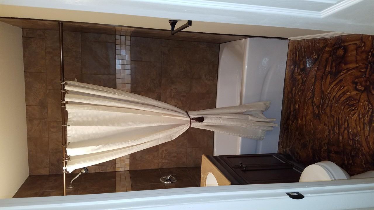 355 N Oak St #1 - Photo 7 of 15
