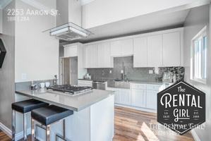 featured image of 2253 Aaron St
