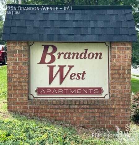 2754 Brandon Ave Sw #A1 - Photo 4 of 5