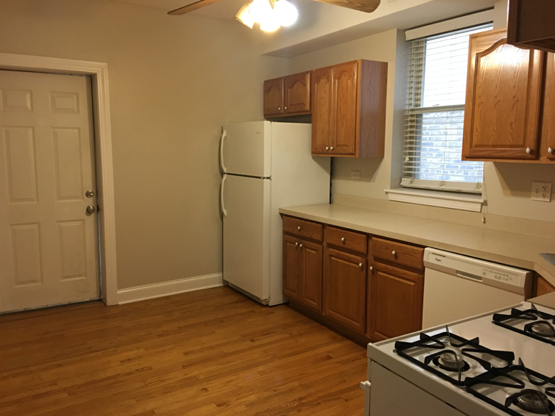 2302 W Roscoe St #2F - Photo 5 of 14